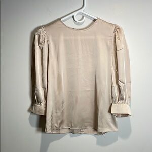 Cream Puff Silk like Sleeve Blouse with Peter Pan Collar